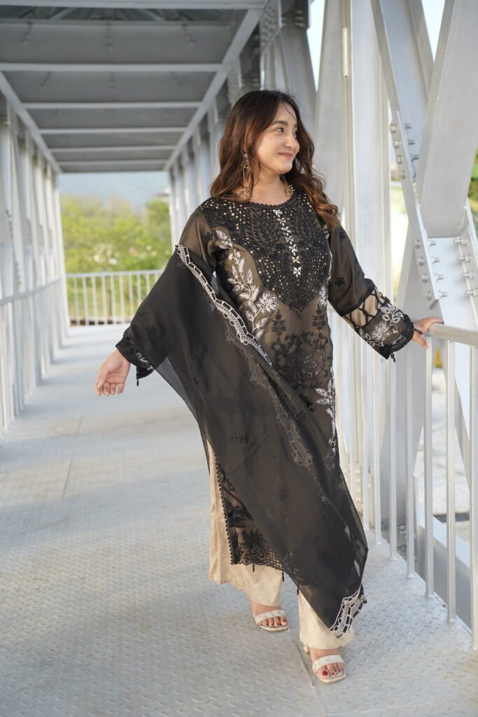 Pakistani Suit
