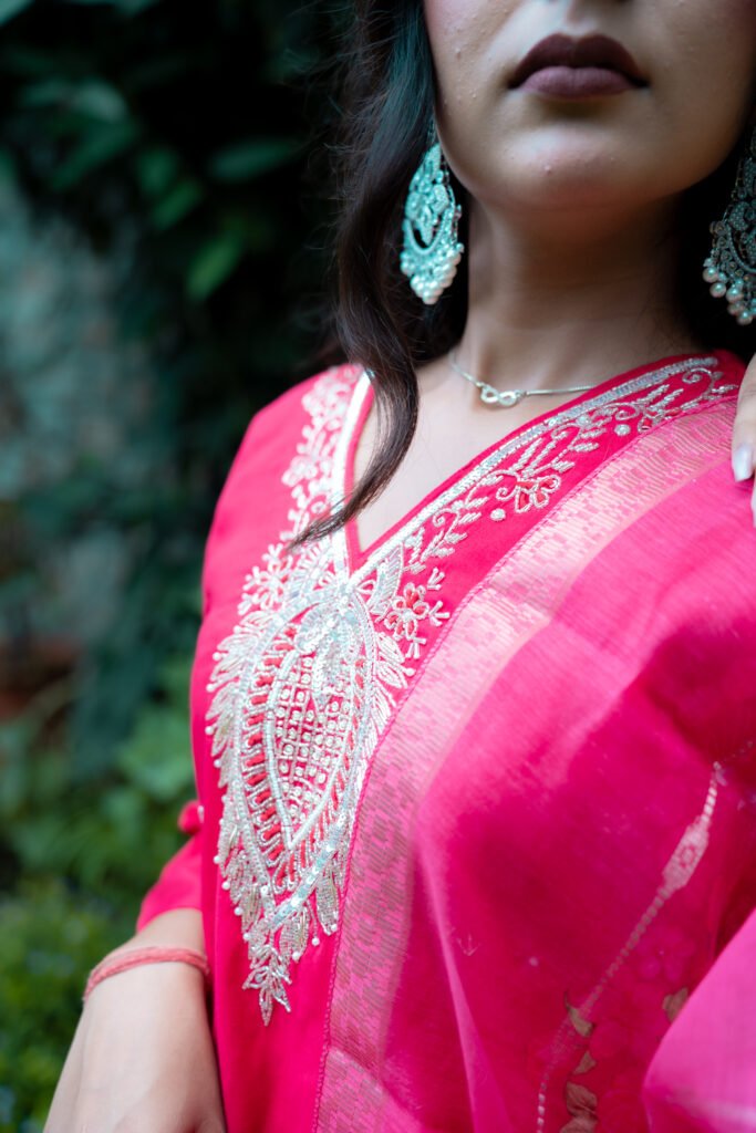 Sunehri Ada One signature design, two expressions of elegance