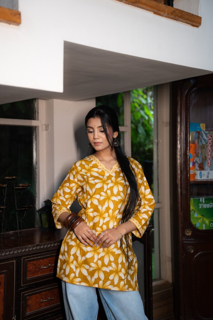 Gulmohar Kurti