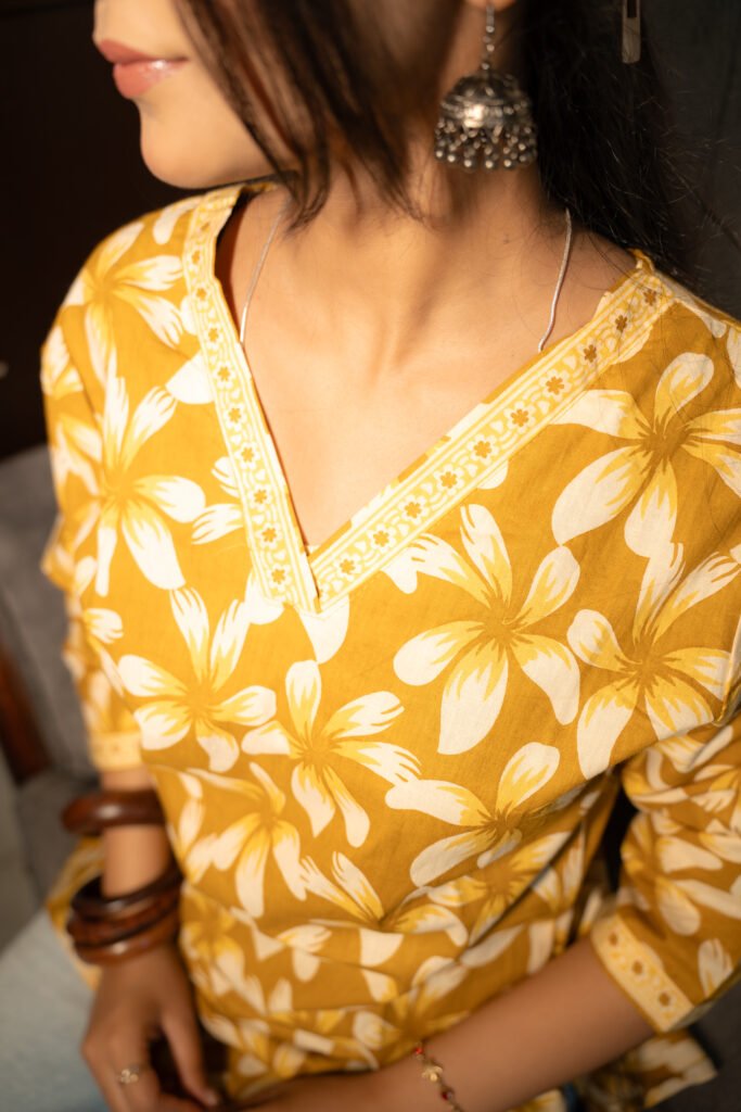 Gulmohar Kurti